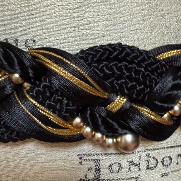 Vintage 80s Motion East Ornate Braided Macrame Belt Black Gold Sz M/L - Picture 3 of 16